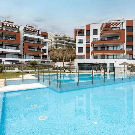 Middle Views * Fuengirola
