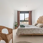 Apartament Middle Views *